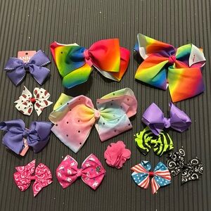 Colorful Fun Hairclips and bows for girls - 13 piece bundle